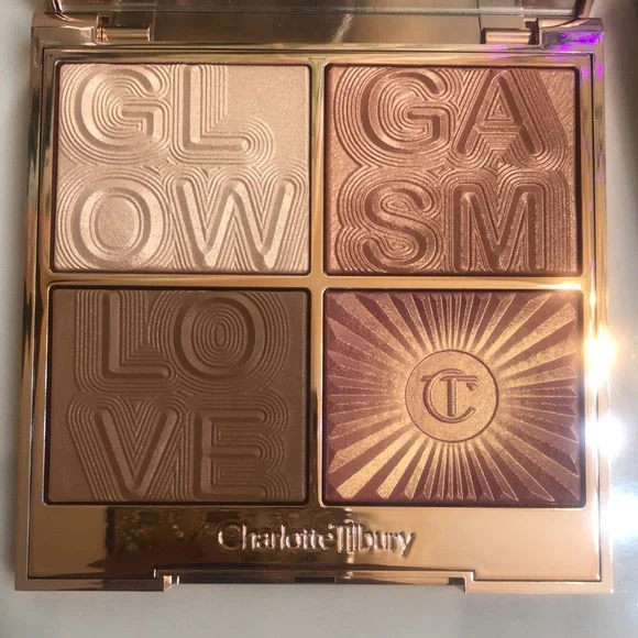 Charlotte Tilbury Glowgasm Lightgasm Light Medium Face Palette 15.2g NIB - Picture 7 of 13